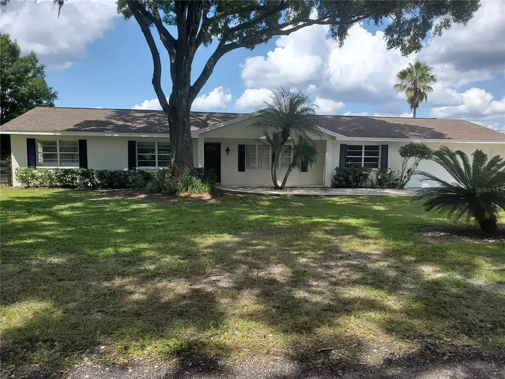 18701 Walker Road Lutz FL 33549