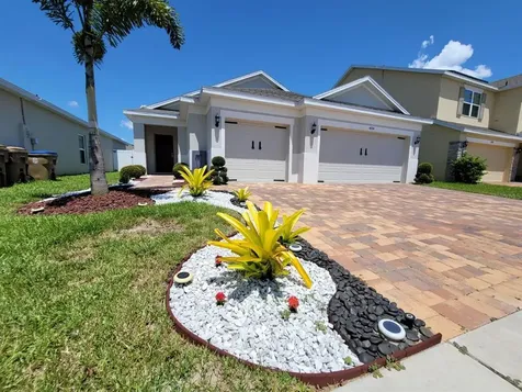 4784 Marcos Circle Kissimmee FL 34758