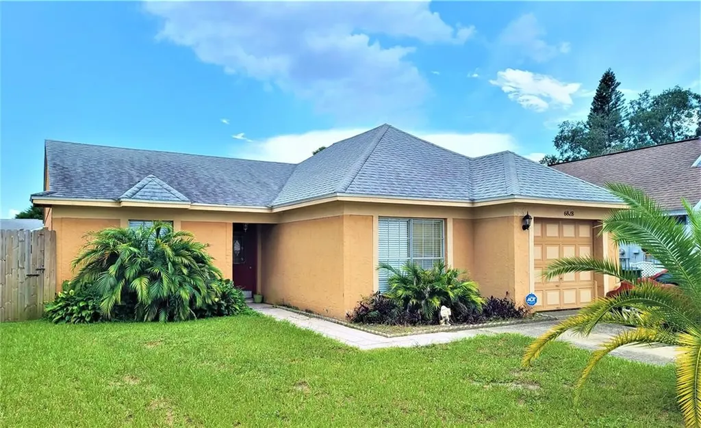 6828 Swain Avenue Tampa FL 33625