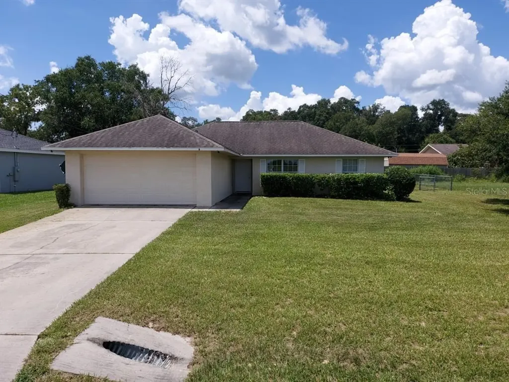 8 Juniper Pass Drive Ocala FL 34480