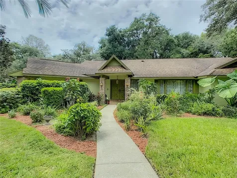 610 Crooked Pine Court Apopka FL 32712