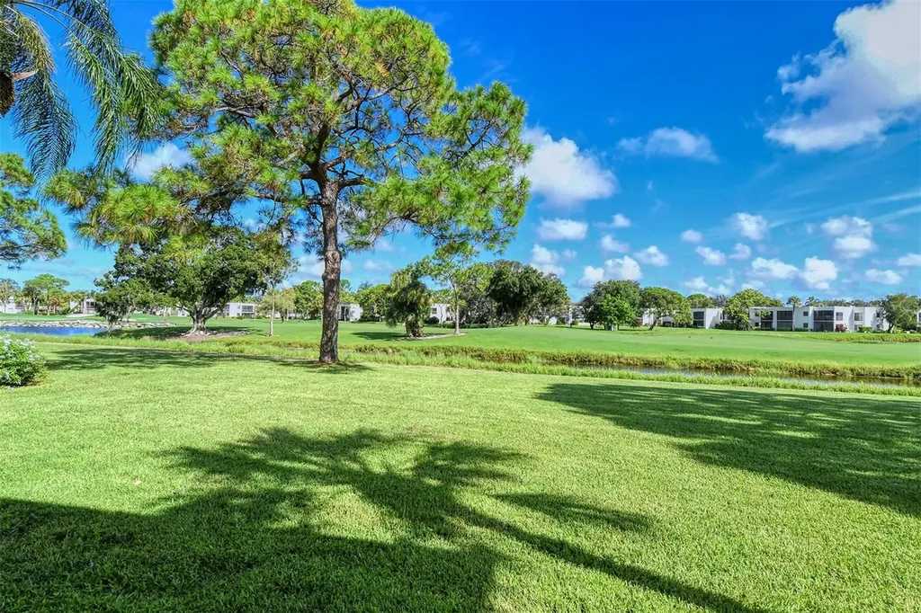 5133 Willow Links Sarasota FL 34235