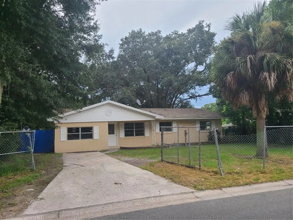 1096 Carefree Cove Drive Winter Haven FL 33881