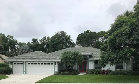 7404 Links Court Sarasota FL 34243