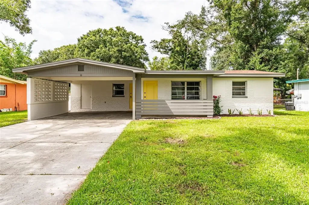 6175 55th Avenue N St Petersburg FL 33709