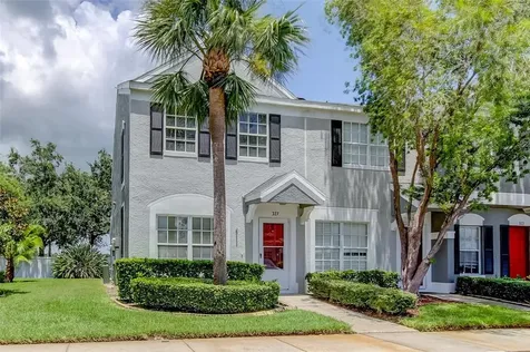 327 Countryside Key Boulevard Oldsmar FL 34677