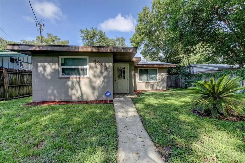 4373 Pocahontas Drive Dade City FL 33523