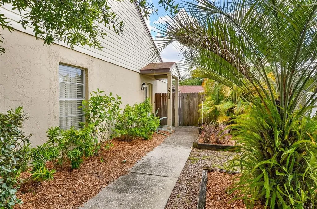 7712 Citronella Court Tampa FL 33625