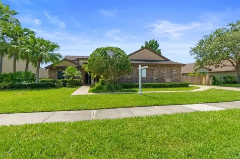 639 Cedar Forest Circle Orlando FL 32828
