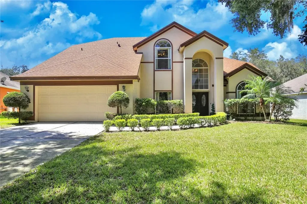 724 S Lake Claire Circle Oviedo FL 32765