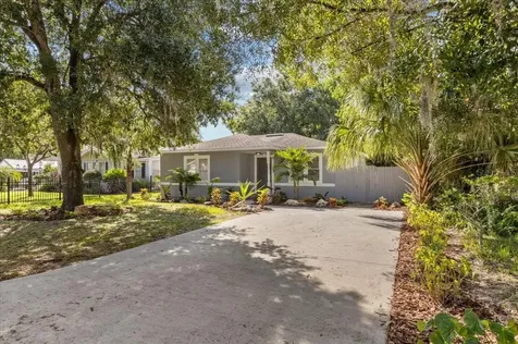 1312 Divot Lane Tampa FL 33612