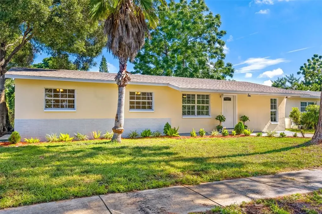 3897 42nd Avenue N St Petersburg FL 33714