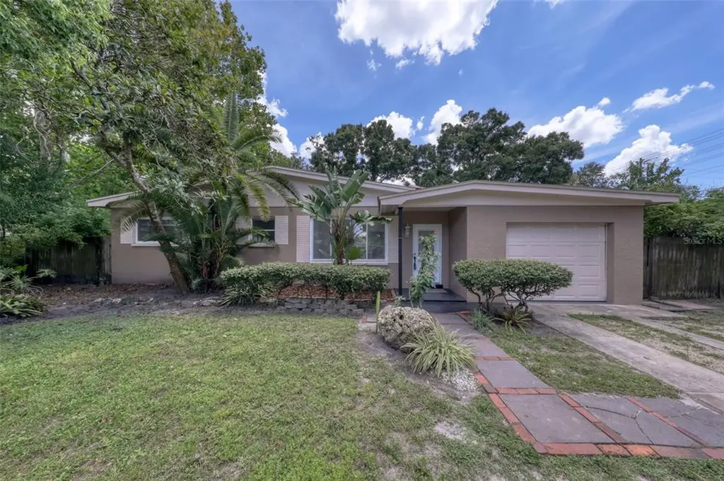 8840 Flame Vine Avenue Seminole FL 33777