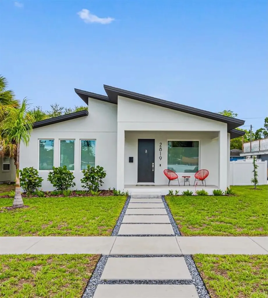 2819 6th Avenue S St Petersburg FL 33712