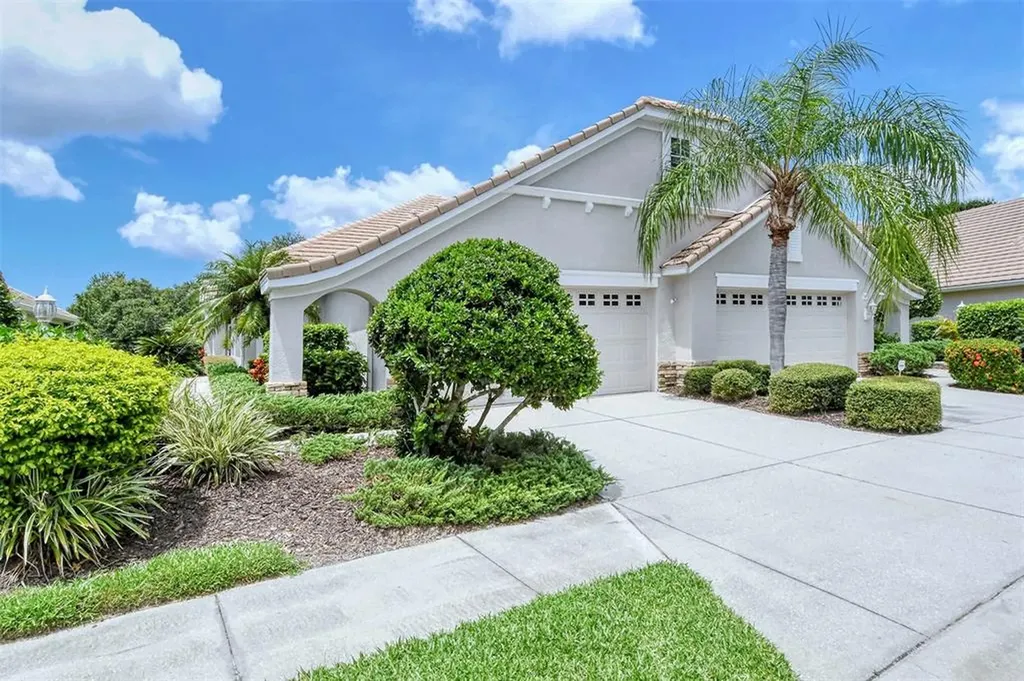 7049 Woodmore Terrace Lakewood Ranch FL 34202