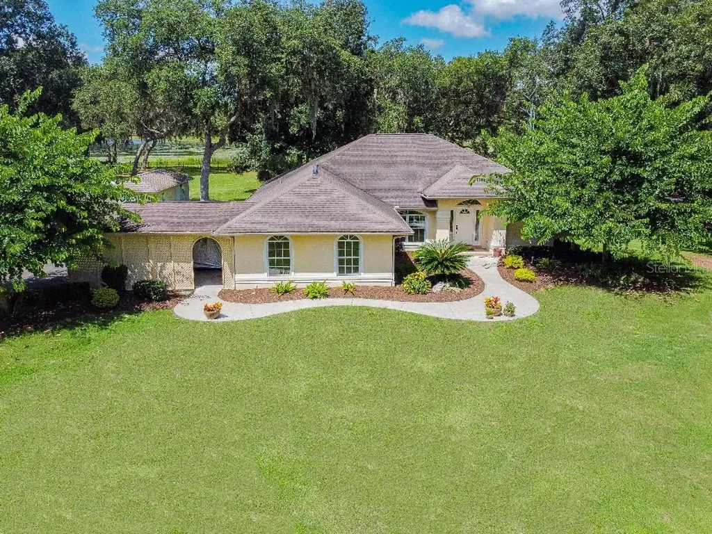 16636 SE 181st Terrace Weirsdale FL 32195