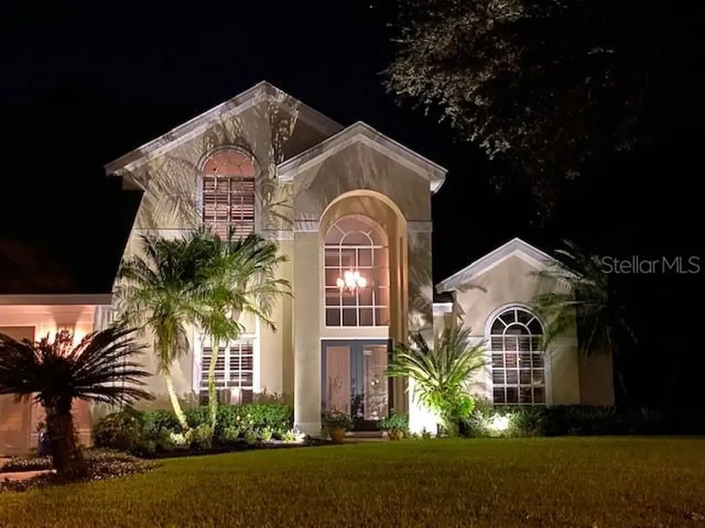 450 Bentley Street Oviedo FL 32765