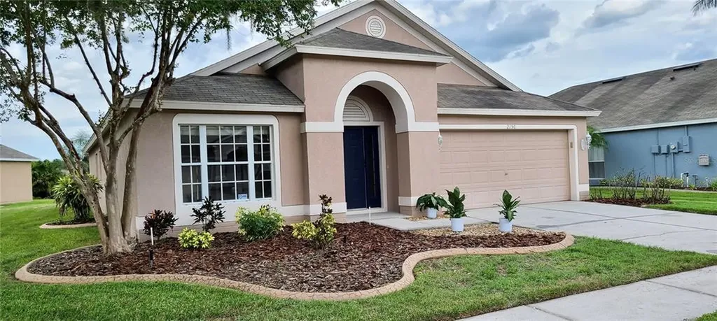 2150 Shelbourne Court Wesley Chapel FL 33543
