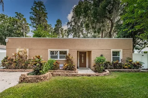 5704 Half Moon Lake Road Tampa FL 33625