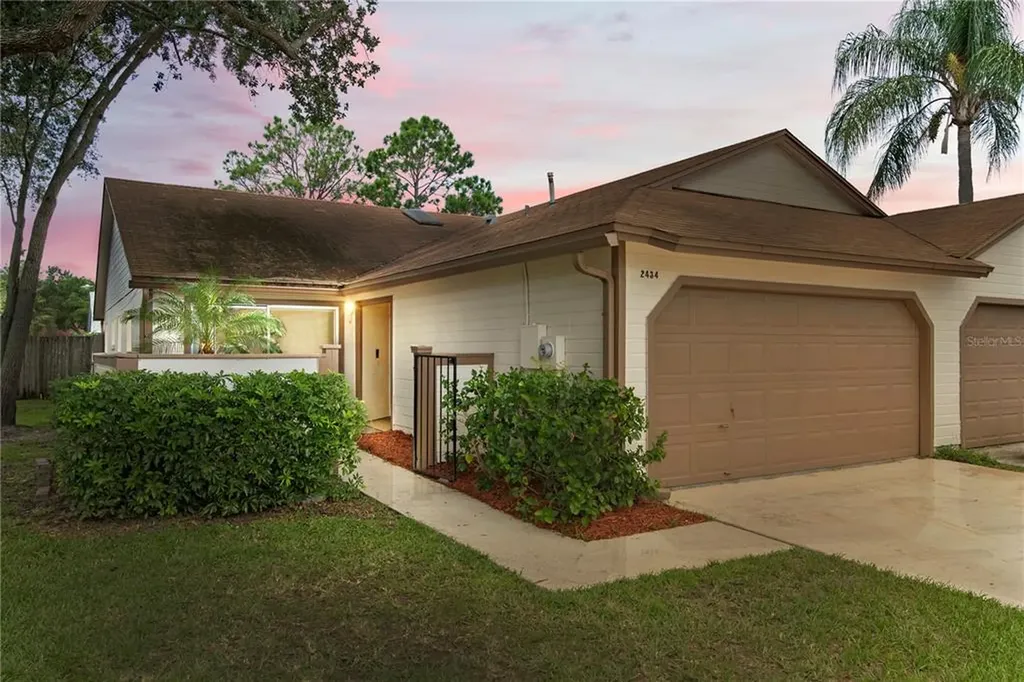 2434 Turpin Drive Orlando FL 32837