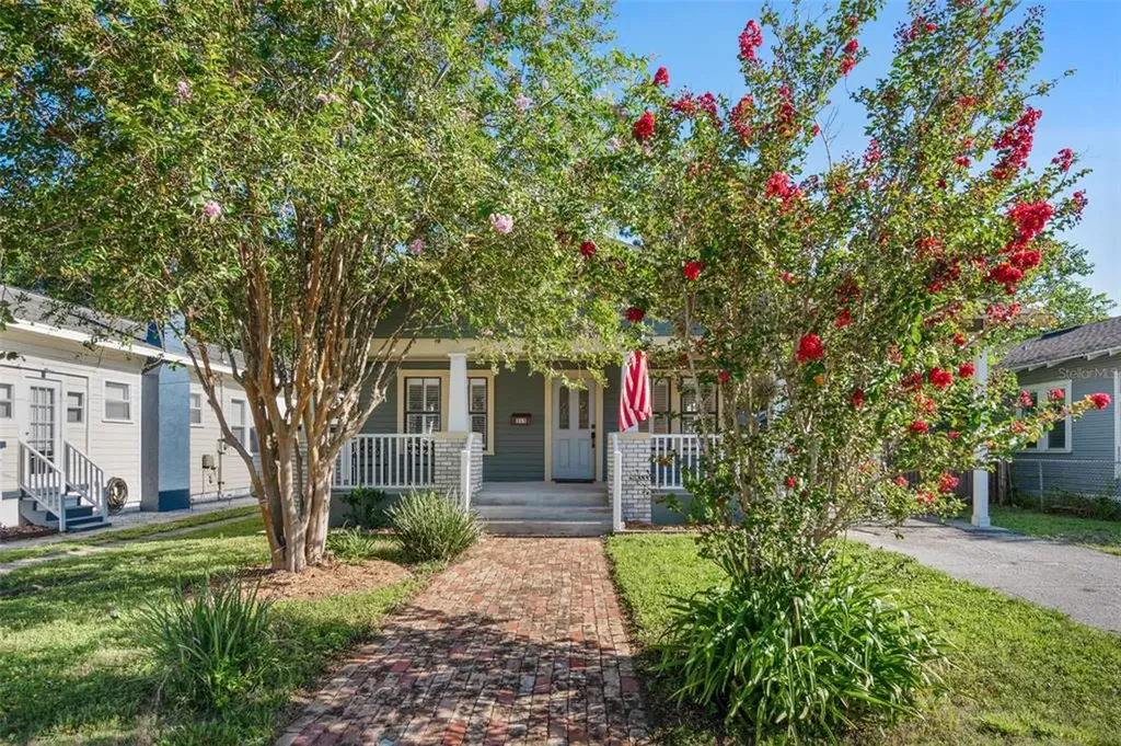 313 W Chelsea Street Tampa FL 33603