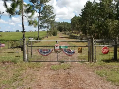 23751 NW Falcon Avenue Dunnellon FL 34431