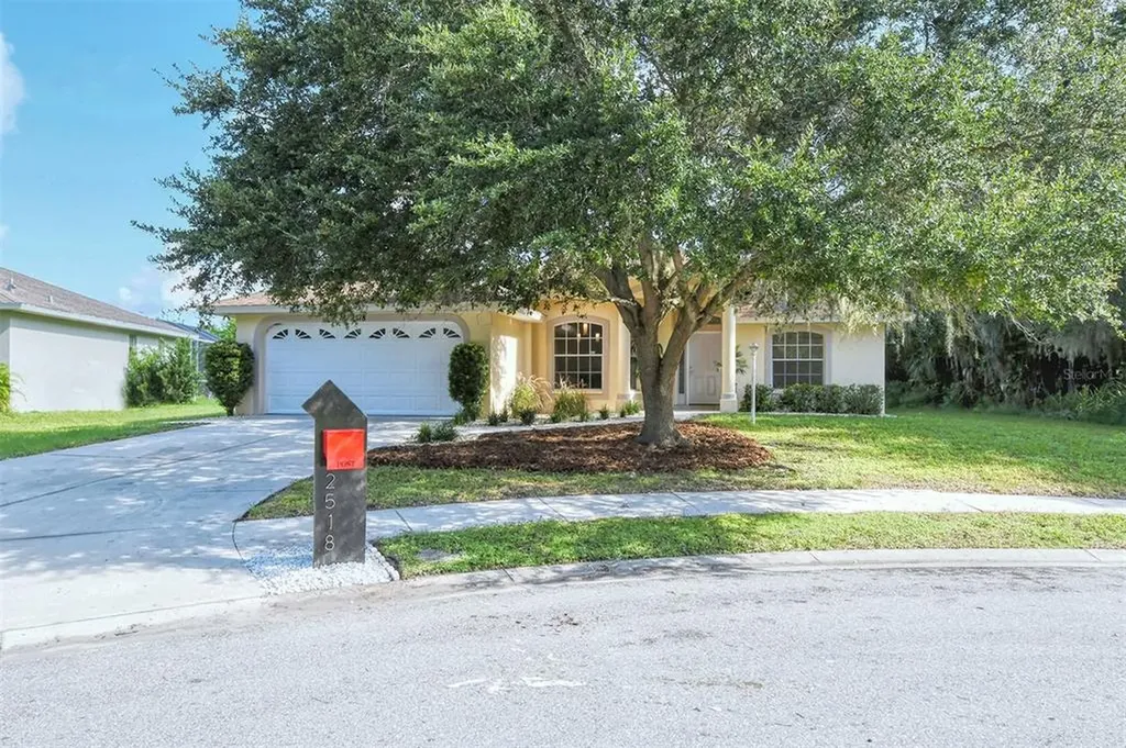 2518 5th Court E Ellenton FL 34222