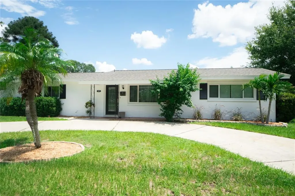 1601 40th Street N St Petersburg FL 33713