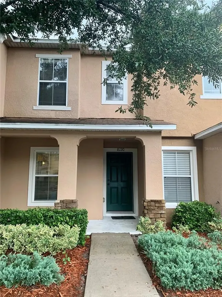 8120 Silent Creek Drive Tampa FL 33615