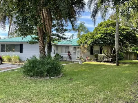 1509 Canterbury Road N St Petersburg FL 33710