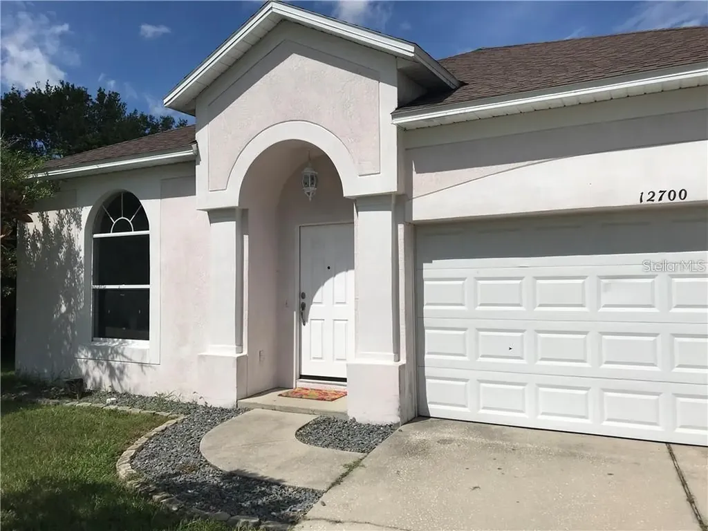 12700 Woodbury Glen Drive Orlando FL 32828