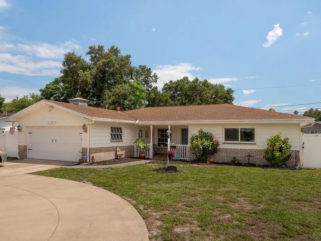 6452 9th Avenue N St Petersburg FL 33710