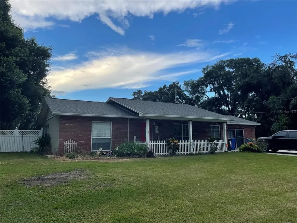 418 Cactus Circle Seffner FL 33584