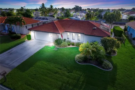 1119 Via Tripoli Punta Gorda FL 33950