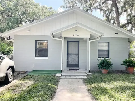 1206 N Ferrell Street Plant City FL 33563