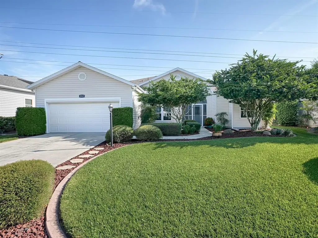 3843 Manor Oaks Court Leesburg FL 34748