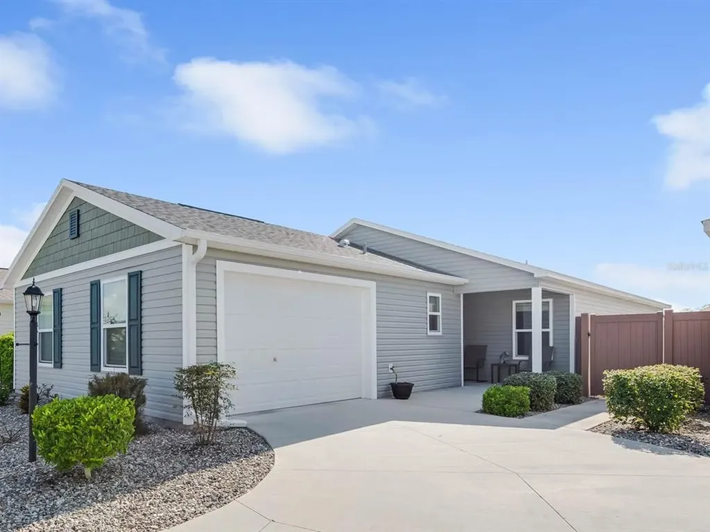 5849 Tupelo Terrace The Villages FL 32163