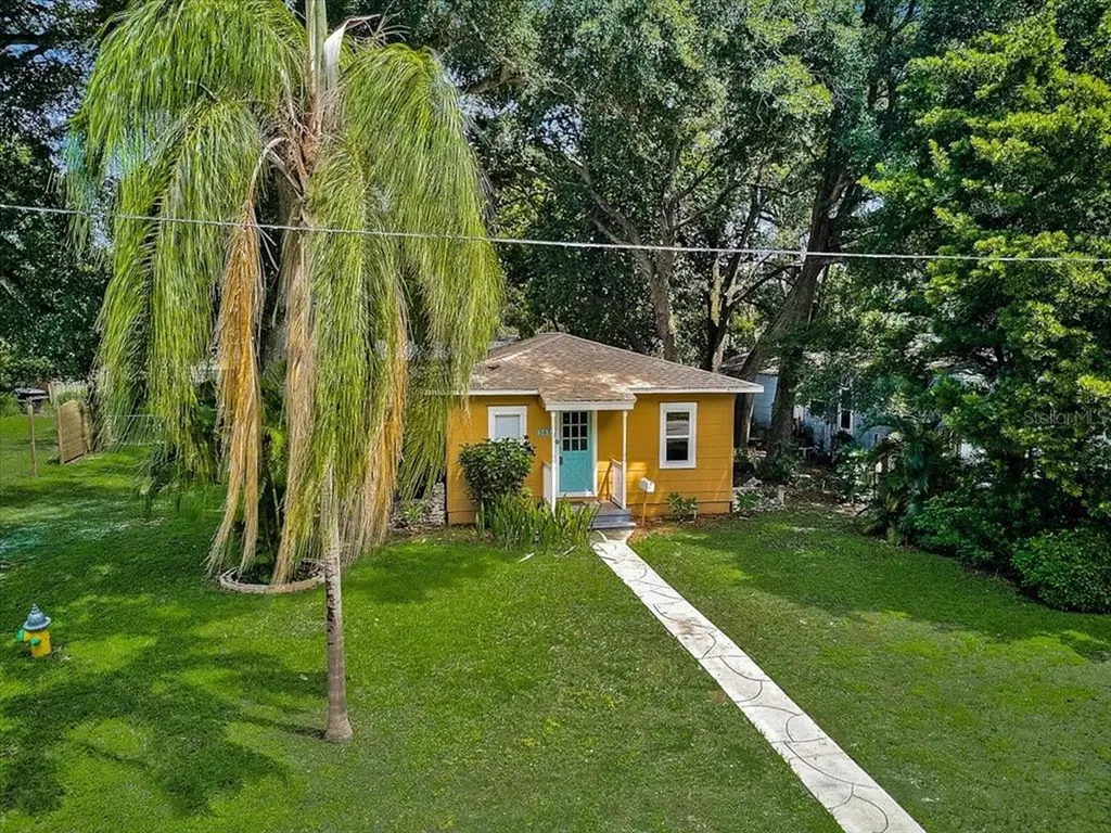 3831 6th Avenue N St Petersburg FL 33713