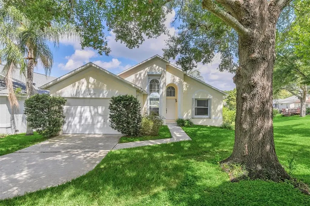 2421 Lake Mcdade Court Apopka FL 32703