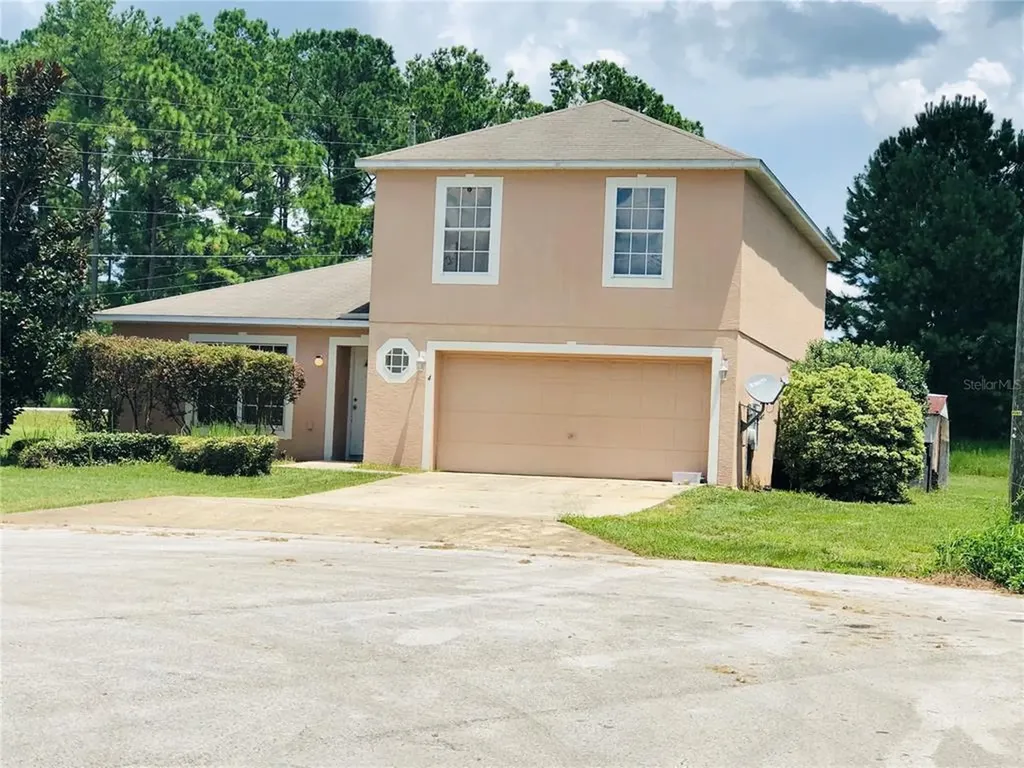 4 Dogwood Loop Lane Ocala FL 34472