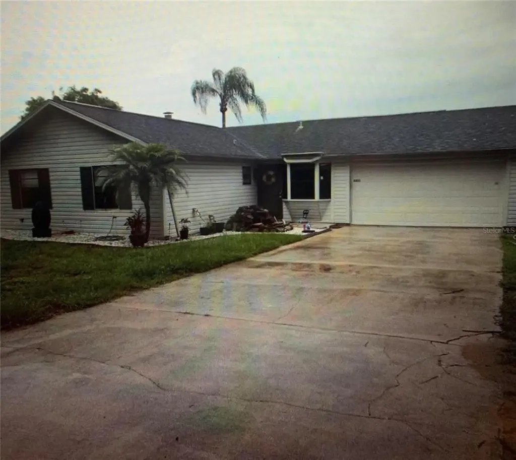 6321 Christina Groves Circle W Lakeland FL 33813