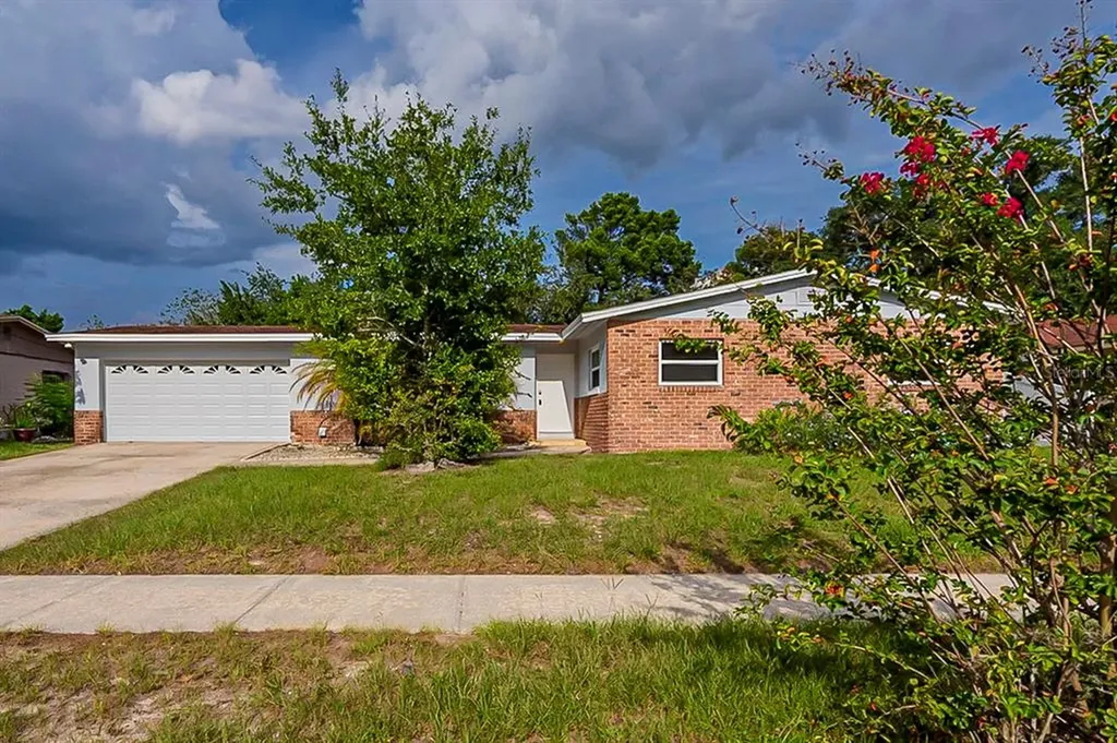 465 Andes Avenue Orlando FL 32807