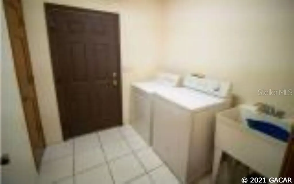 382 SW Sweetbreeze Drive Lake City FL 32024