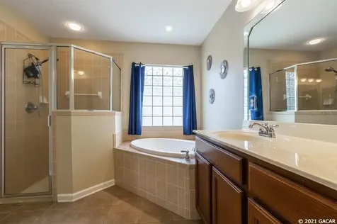 8133 NW 52nd Street Gainesville FL 32653