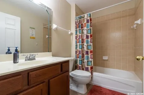 8133 NW 52nd Street Gainesville FL 32653