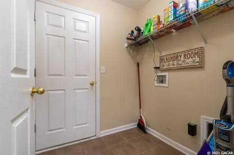 8133 NW 52nd Street Gainesville FL 32653