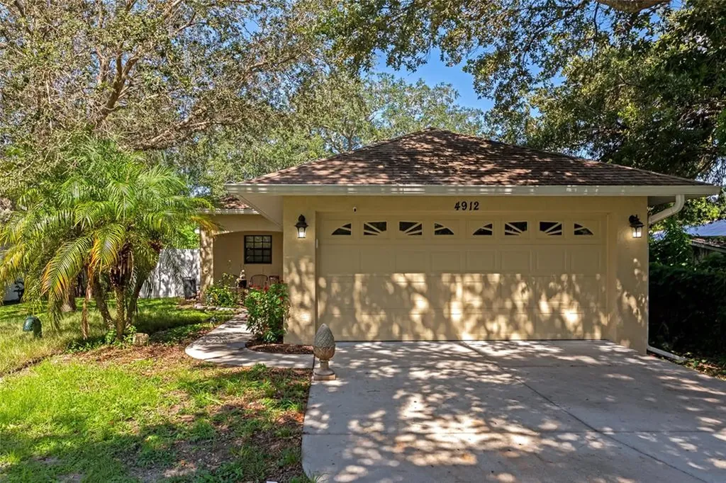 4912 Nutmeg Avenue Sarasota FL 34231