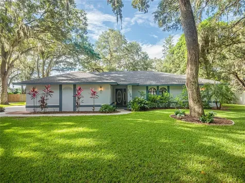 1126 Longwood Oaks Boulevard Lakeland FL 33811
