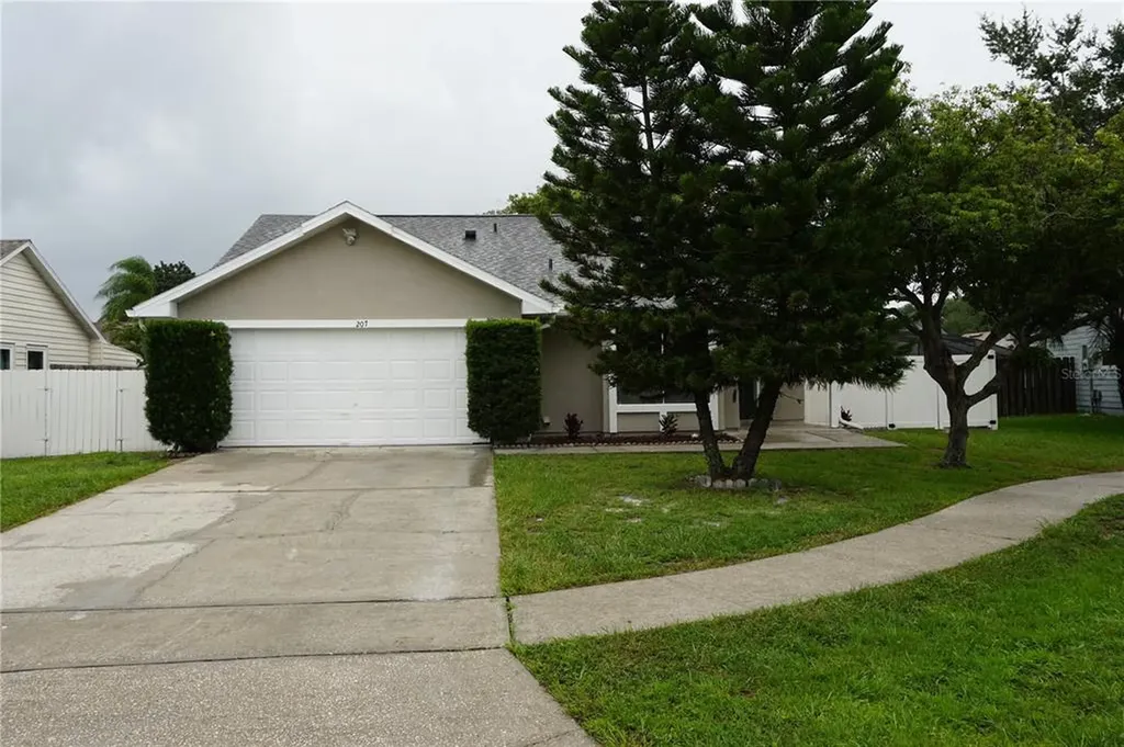 207 S Somerset Court Sanford FL 32773