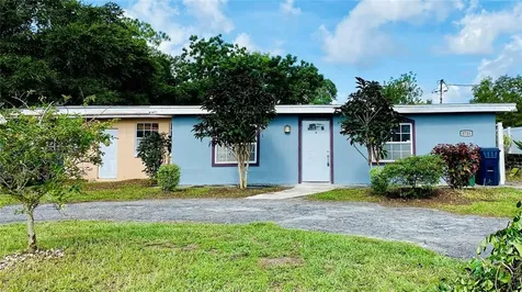 8726 N 52nd Street Tampa FL 33617
